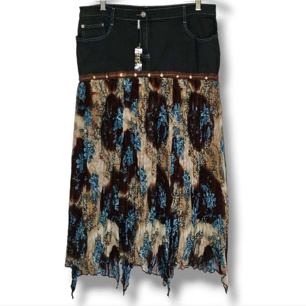 PANITTI Black Denim Tiered Skirt‎ Size L Flowy Pleats Gauzy Fairygoth Western
